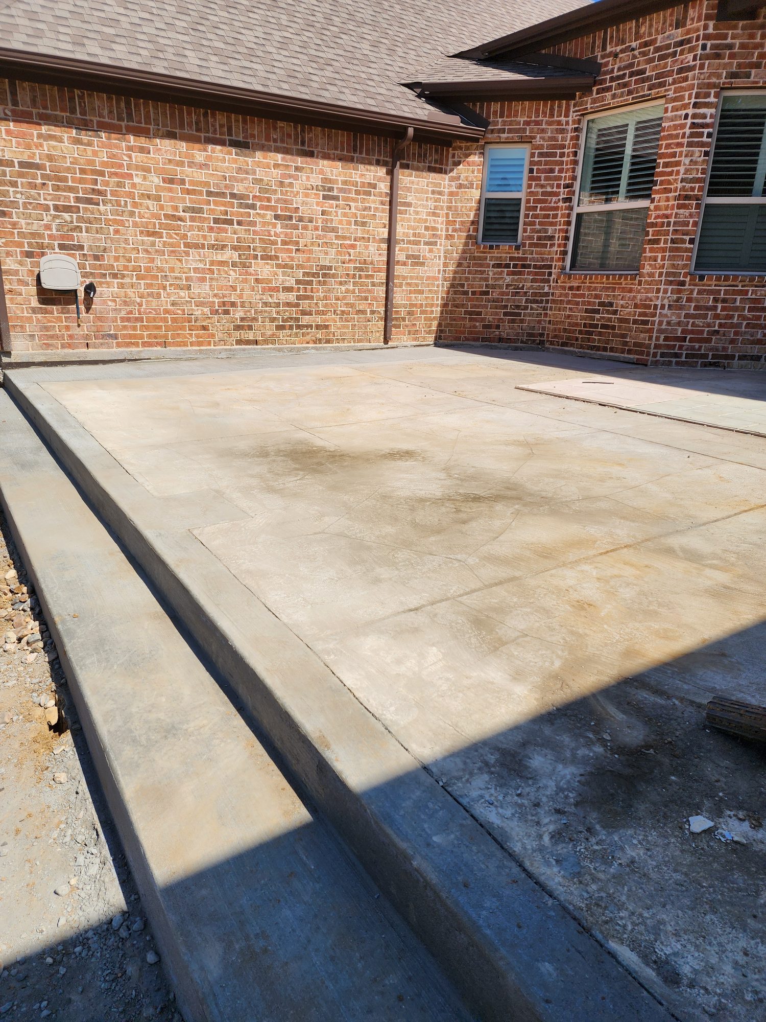 Material hauling delivery of gravel in Plano, TX